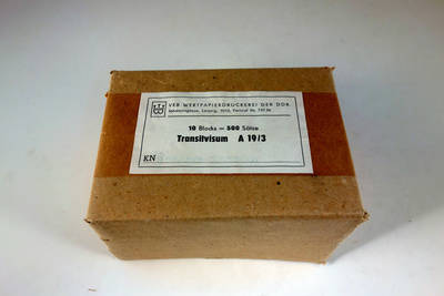 Verpackter Block von 500 DDR-Transitvisa des Typs A19/3;