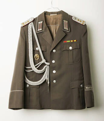 Uniform des MfS-Wachregiments "Feliks Dzierzynski"