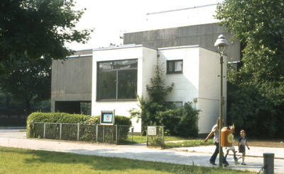 Bernauer Straße 111;