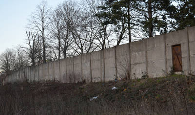 Hinterlandmauer auf dem Bergmann-Borsig-Werksgelände;