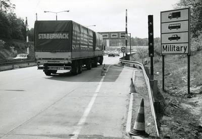 Gütertransport an der Grenzübergangsstelle Drewitz