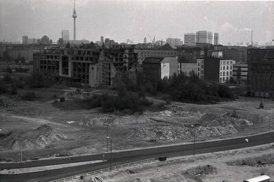 Baustelle und Ruine am Potsdamer Platz